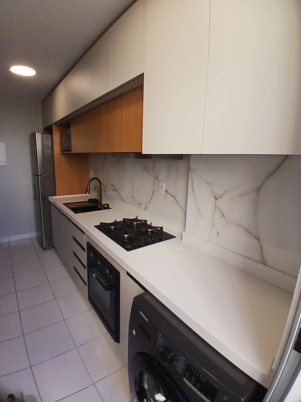 Cozinha planejada executada pela MB Planejados